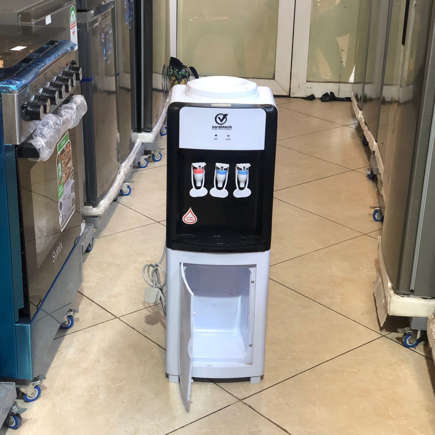 Sarahtech 3 taps hot ,normal and cold dispenser