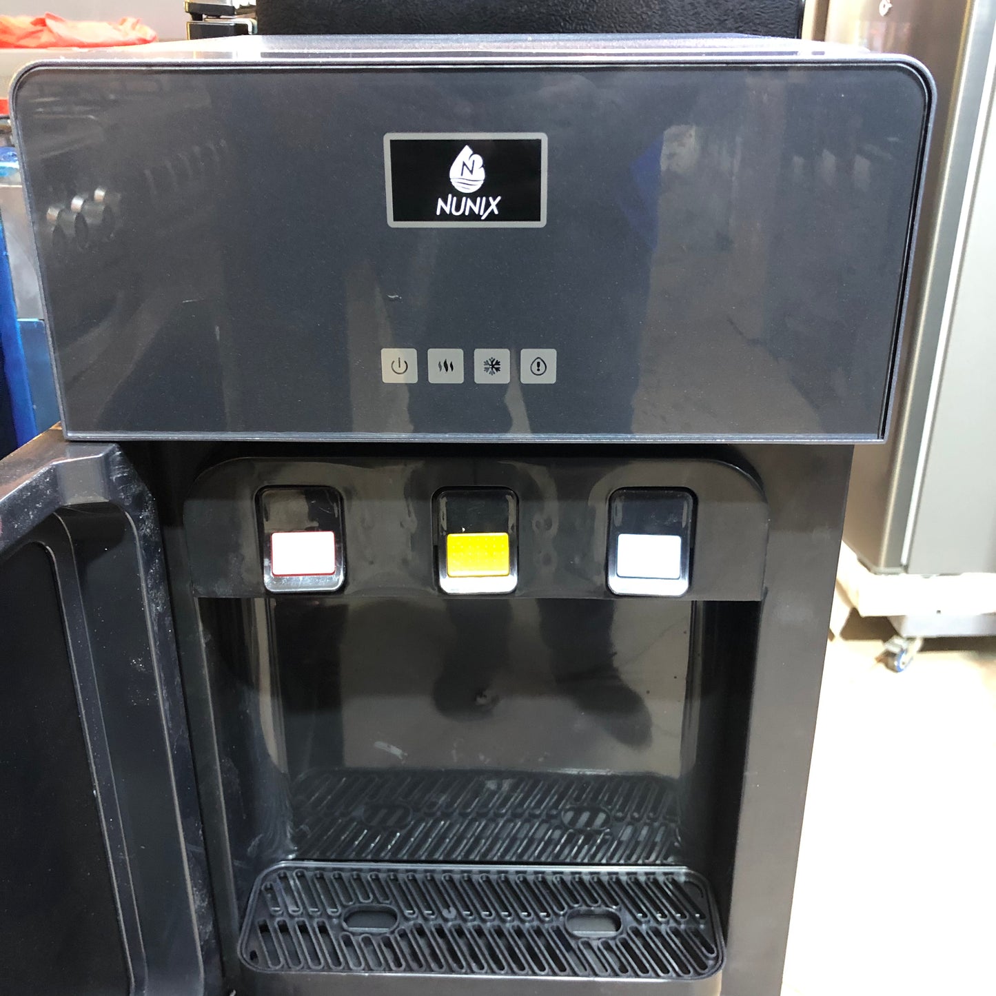 Nunix Z188C Hot,Normal And Cold Bottom Load Water Dispenser